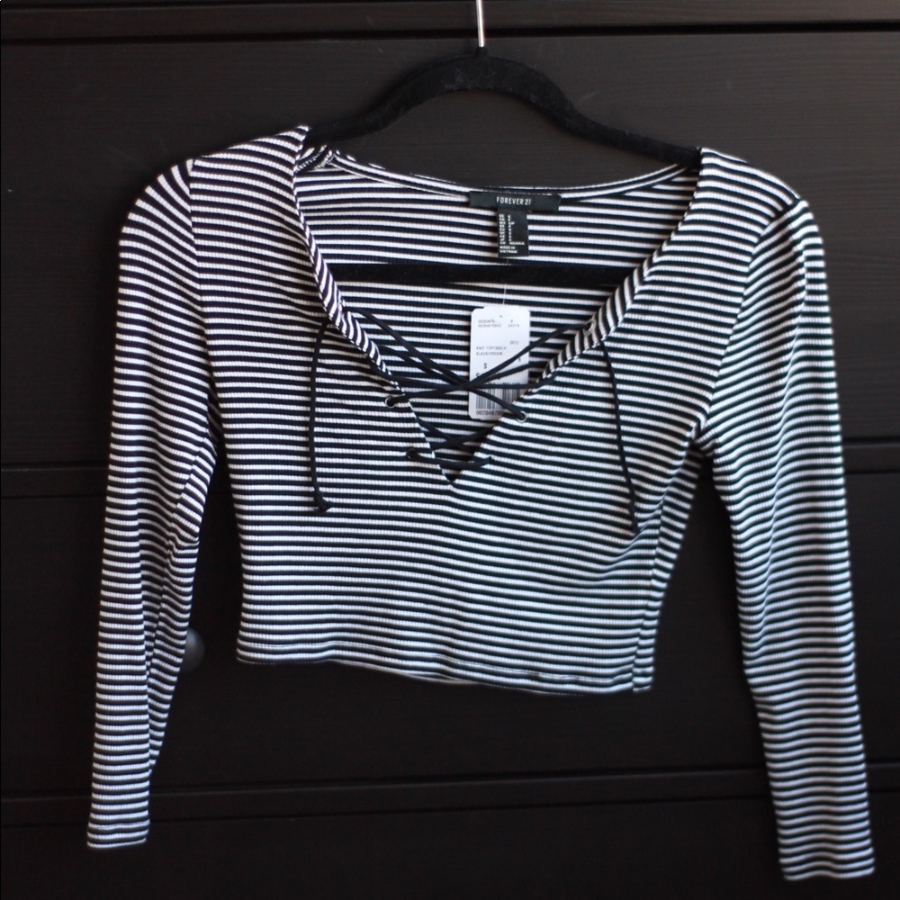 Black and White Stripe Crop Top